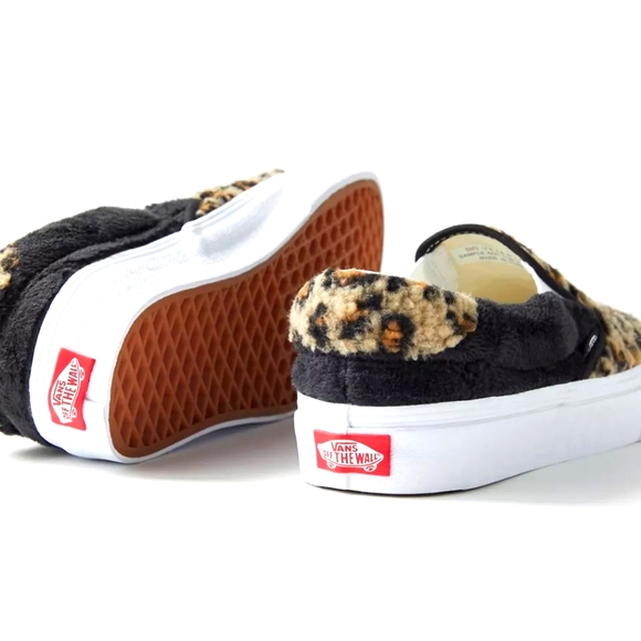 COPY - NWT Vans Unisex Sherpa Slip On Sneakers Brown Multi Leopard - Picture 3 of 4